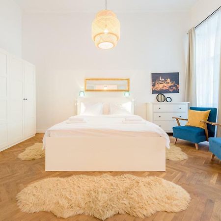 Oasis Apartments - Liberty Square ブダペスト エクステリア 写真