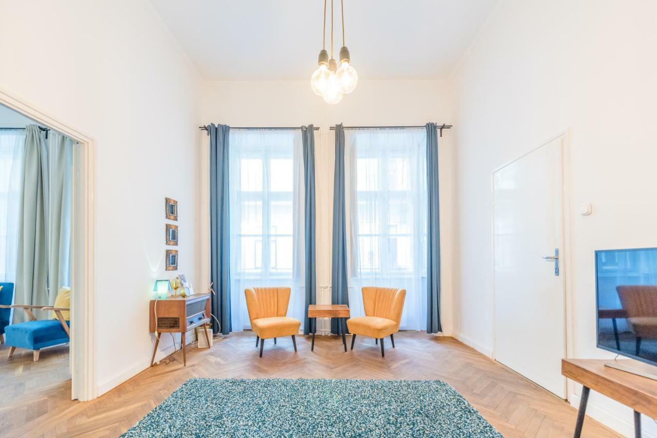 Oasis Apartments - Liberty Square ブダペスト エクステリア 写真